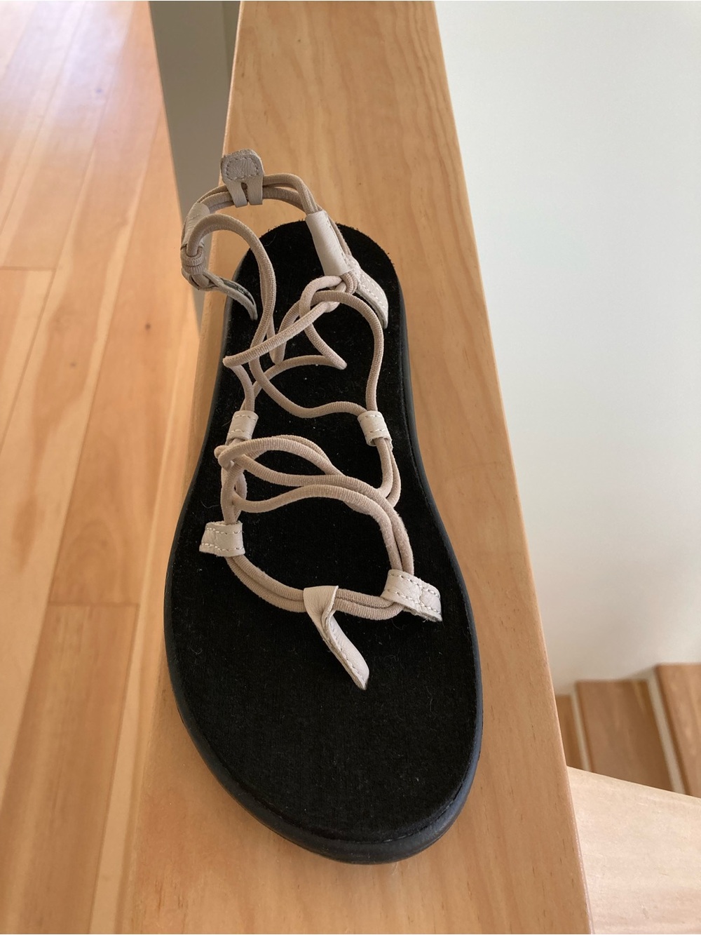 Teva Voya Infinity Sandals size 8 - Picture 3 of 4